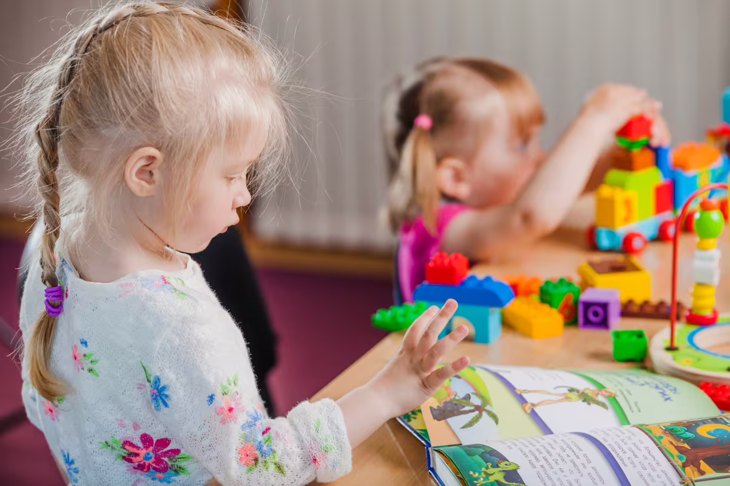 Założenia Montessori – Jak Edukacja Montessori Wspiera Rozwój Dzieci - 2