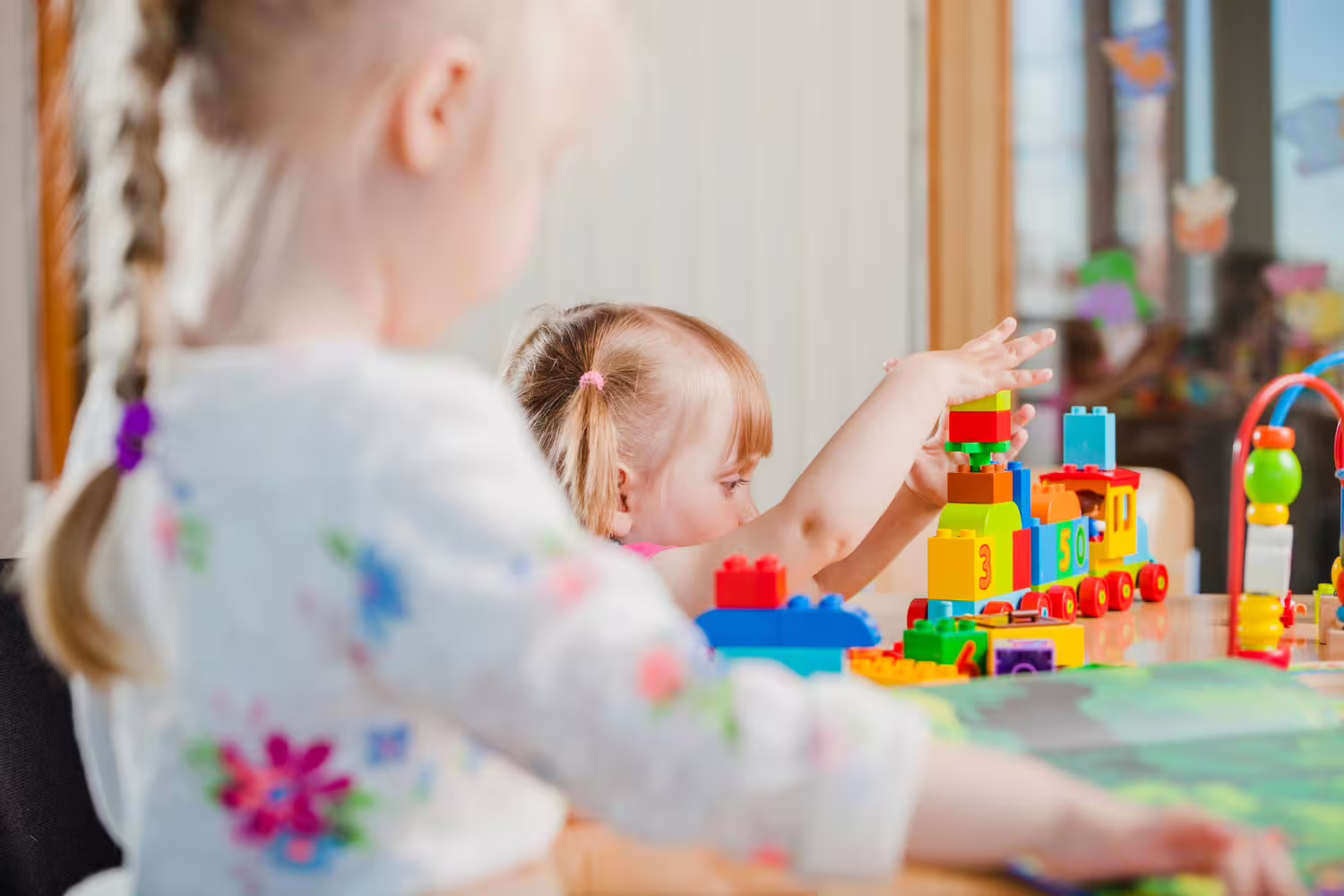 Chicco Baby Prof Dwujęzykowa Zabawka Edukacyjna – Klucz do Rozwoju Twojego Dziecka - 1