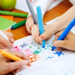 Zabawki sensoryczne dla 3 latka Montessori – Jak wspierać rozwój malucha?